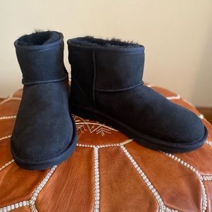 COPY - Ugg Classic Mini Boot II